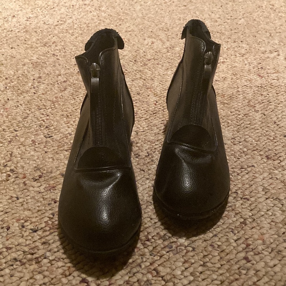 Zip up booties - Picture 3 of 9
